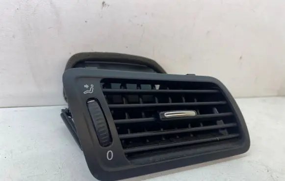 Volkswagen PASSAT B6 Dashboard side air vent grill/cover trim 3C1819702E