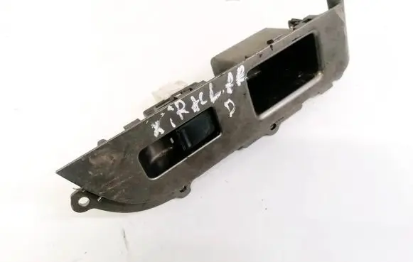 Nissan X-Trail T30 Electric window control switch 80960EQ400X