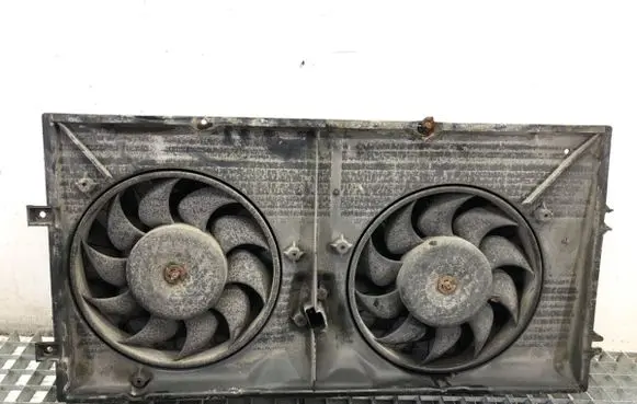 Volkswagen Transporter - Caravelle T4 Fan set 701121207B