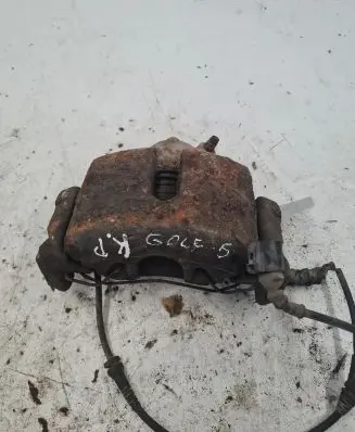 Volkswagen PASSAT B6 Front brake caliper