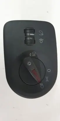 Skoda Fabia Mk2 (5J) Light switch