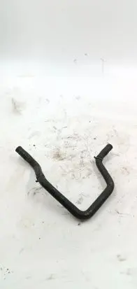 Volkswagen PASSAT B5.5 Engine coolant pipe/hose