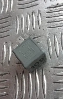 Volkswagen Golf IV Other relay 1j0906381a