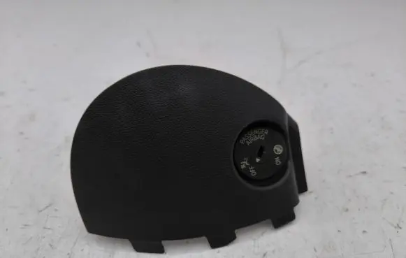Passenger airbag on/off switch