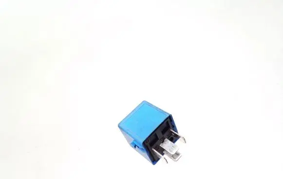 BMW 5 E39 Other relay 6915327 61366915327