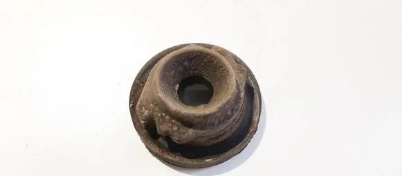 Volkswagen Polo IV 9N3 Front coil spring rubber mount 1j0512149b