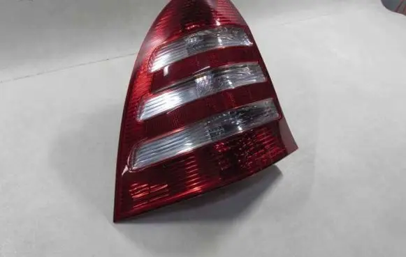 Mercedes-Benz C W203 Rear/tail lights 2038202364 ID48123