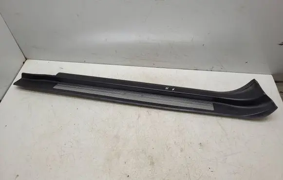 Audi TT Mk1 Front sill trim cover 8N0853491