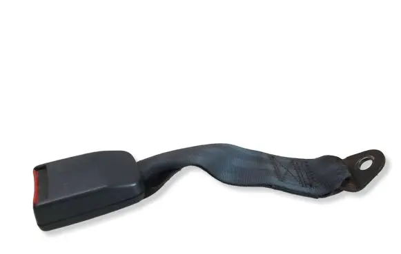 Hyundai Pony Rear seatbelt buckle 931004