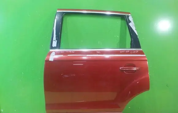 Audi Q7 4L Rear door LEWE