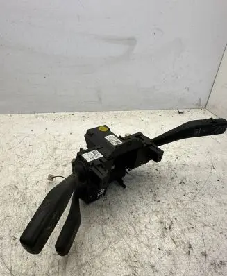Volkswagen PASSAT B6 Multifunctional control switch/knob 3C9953513S LK01503843 900480719689