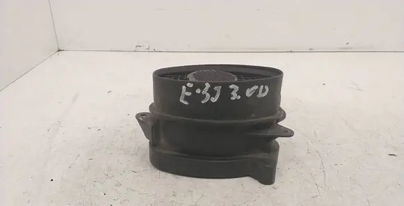 BMW 5 E39 Mass air flow meter 0928400468 7787076 1362