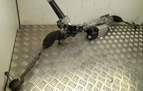 BMW 5 F10 F11 Steering rack 68835392