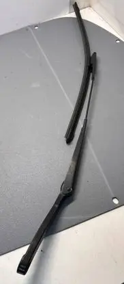 Volkswagen Polo IV 9N3 Front wiper blade arm 6Q1955409C