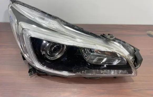 Subaru Outback (BS) Headlight/headlamp