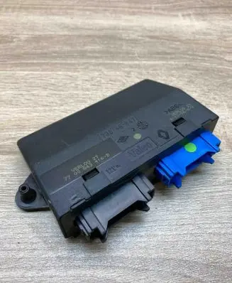 Renault Laguna I Comfort/convenience module 7700843416B