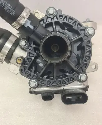 Mercedes-Benz GLC C254 Water pump A2542002600