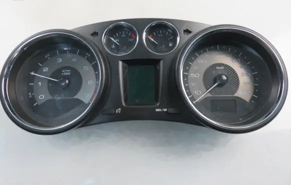 Peugeot RCZ Speedometer (instrument cluster) 9666661180