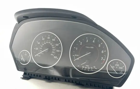 Speedometer (instrument cluster)