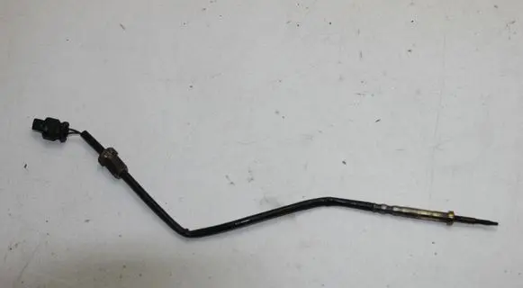 Toyota Avensis T270 Exhaust gas temperature sensor 022656002781