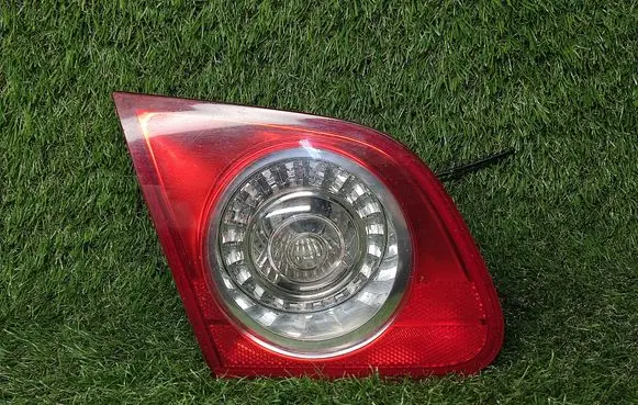 Volkswagen PASSAT B6 Tailgate rear/tail lights 3C5945093F