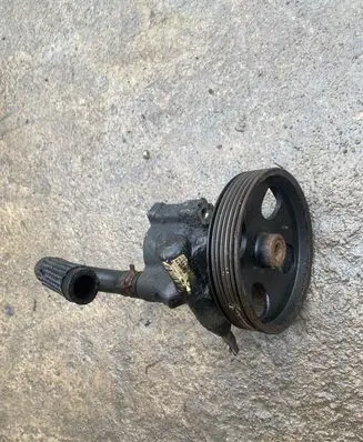Renault Laguna II Power steering pump