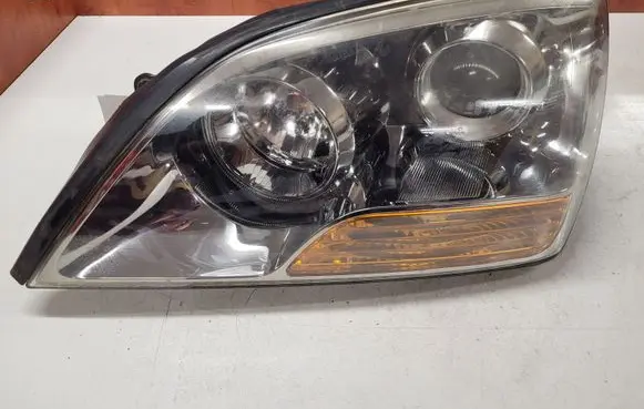 KIA Sorento Headlight/headlamp 921013E5XXX