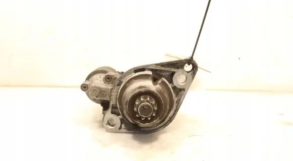 Volkswagen Touran II Starter motor 0001120410