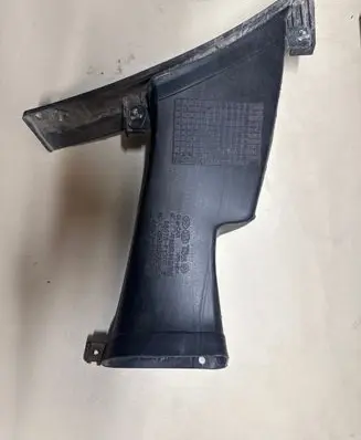 Intercooler air guide/duct channel