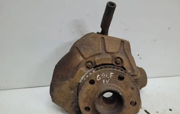 Volkswagen Golf IV Front wheel hub