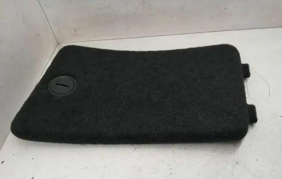 Volkswagen PASSAT B6 Other trunk/boot trim element 1J0867468