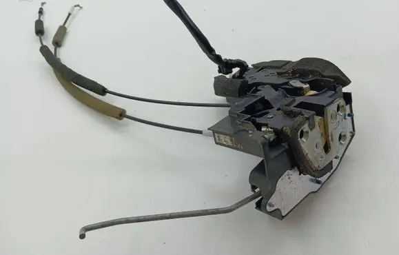 Mazda CX-7 Front door lock