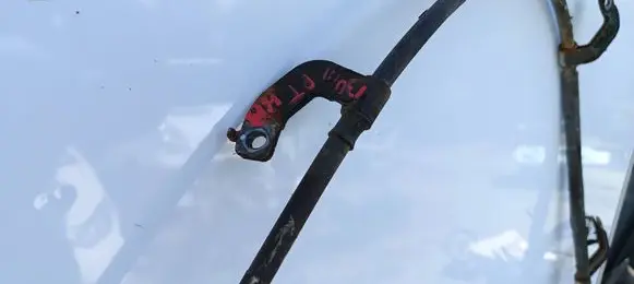 Hyundai i30 Hand brake release cable 