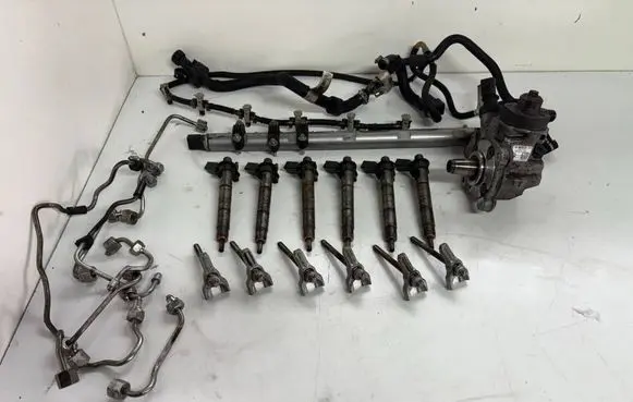 BMW 3 E90 E91 Fuel injection system set 7805428