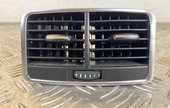 Audi A6 Allroad C6 Rear air vent grill 4F0819203C