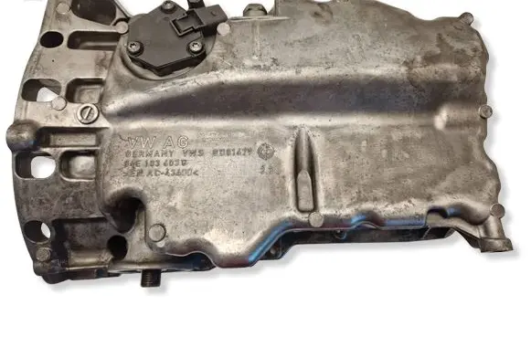 Volkswagen Golf VII Oil sump 04E103603G GD01679 AC43400