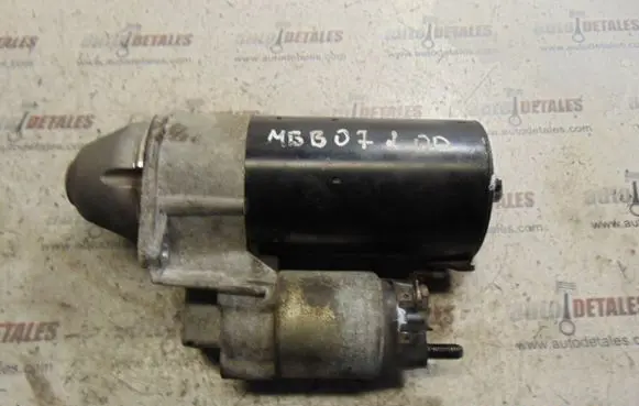 Mercedes-Benz B W245 Starter motor A0051517401
