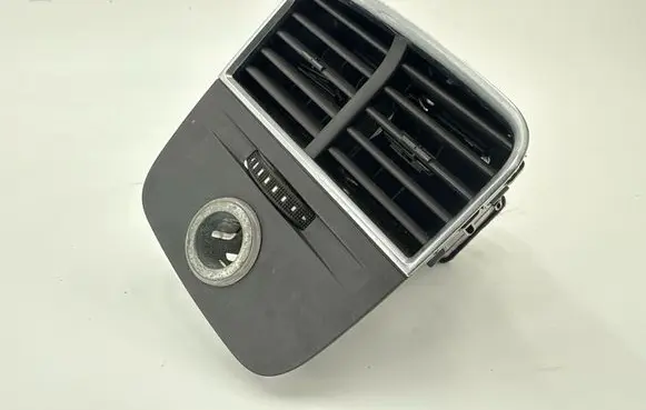 Audi A3 S3 8V Rear air vent grill 8V0819203A