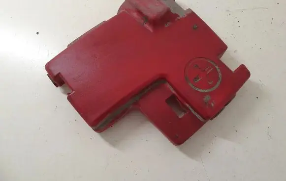 Opel Vivaro Fuse box cover 8200463743 93857670