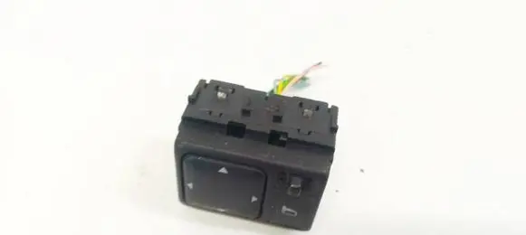Nissan Pathfinder R51 Wing mirror switch