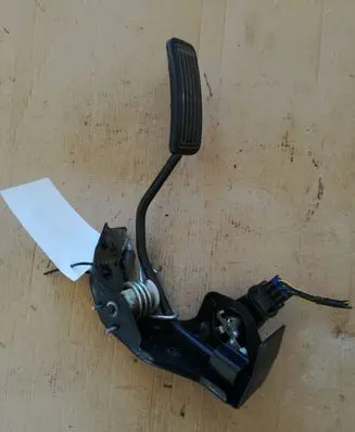 Toyota Corolla Verso E121 Accelerator throttle pedal 8928152021