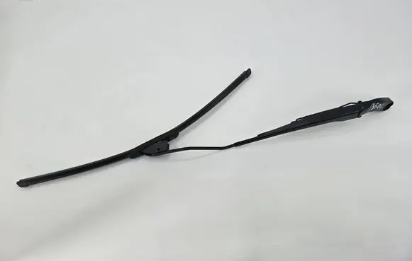 Ram 1500 Windshield/front glass wiper blade 24596