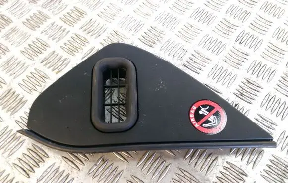 Maserati Ghibli Dashboard side end trim 670010827