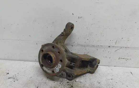 Volvo V70 Front wheel hub