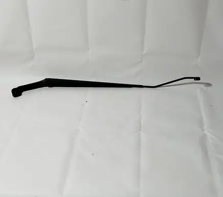 Mitsubishi Colt Front wiper blade arm 68334G