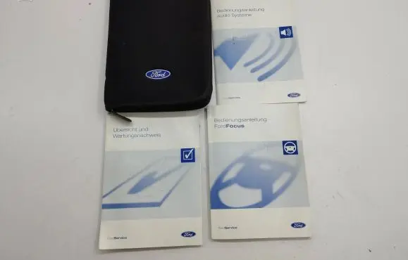 Ford Focus Owners service history hand book 