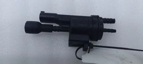 Mercedes-Benz B W246 W242 Vacuum valve 0025407097