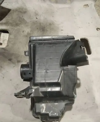 Renault Koleos I Intake resonator JG300