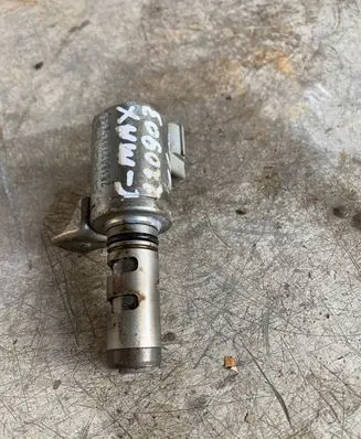 Ford C-MAX II Camshaft position sensor Cn1g6l713ac
