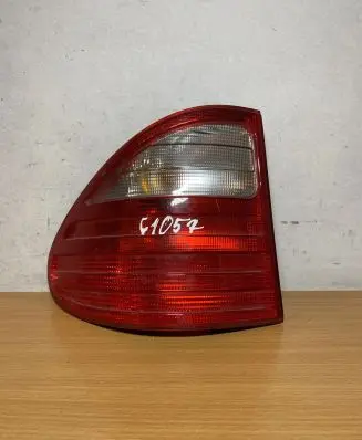 Mercedes-Benz E W210 Rear/tail lights A2108204764 C1057